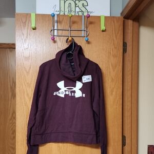 Under Armour Women's Burgundy Cowl Neck hoodie 2xl number 5402